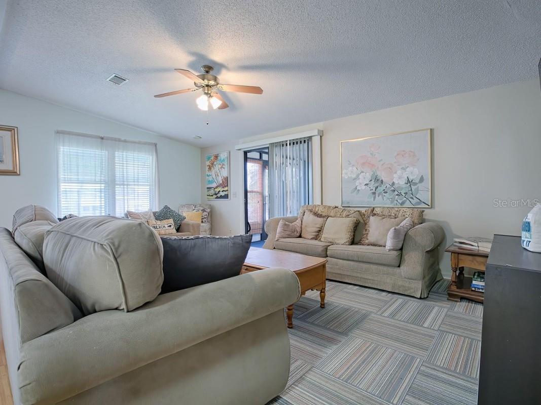 1550 HILLCREST DR, THE VILLAGES, FL, 32159