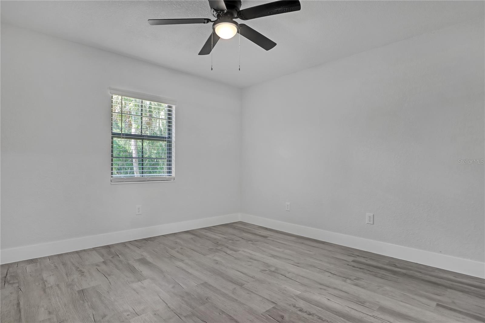 702 S MYRTLE AVE, NEW SMYRNA BEACH, FL, 32168