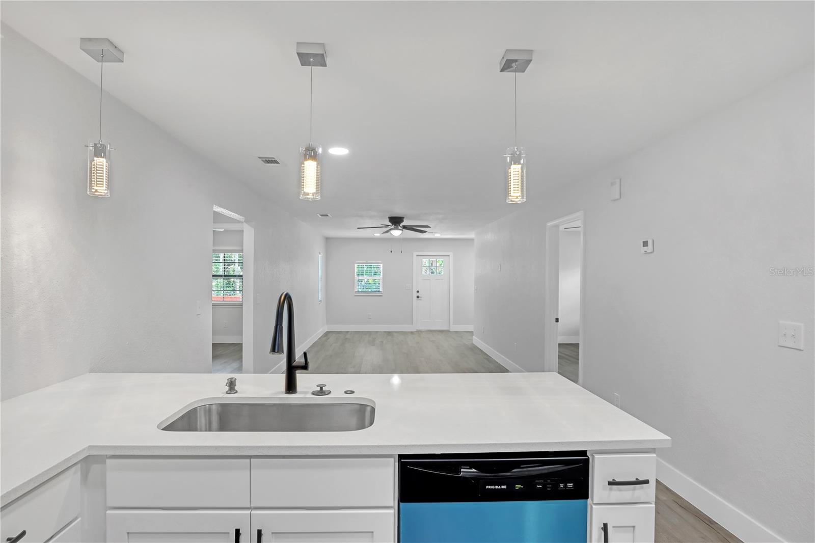 702 S MYRTLE AVE, NEW SMYRNA BEACH, FL, 32168