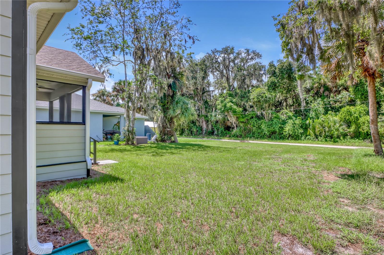 702 S MYRTLE AVE, NEW SMYRNA BEACH, FL, 32168