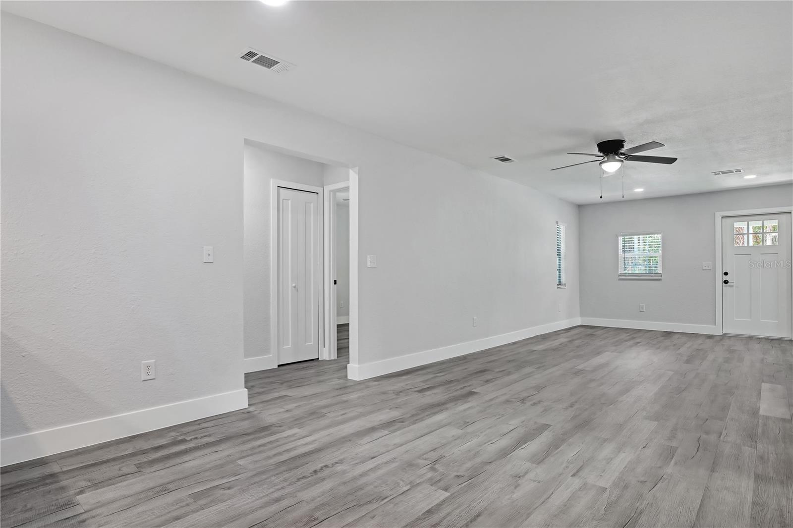 702 S MYRTLE AVE, NEW SMYRNA BEACH, FL, 32168