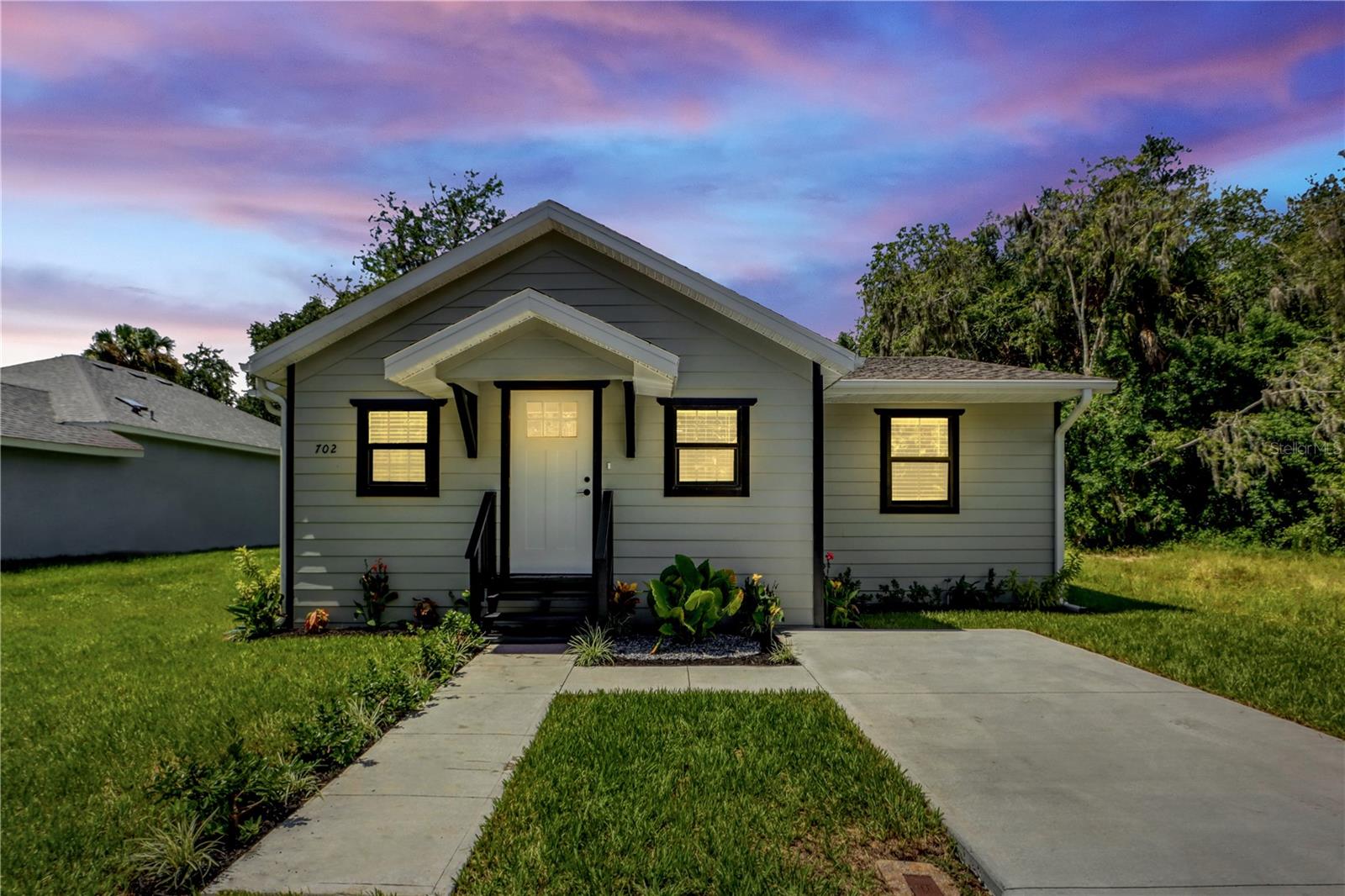 702 S MYRTLE AVE, NEW SMYRNA BEACH, FL, 32168