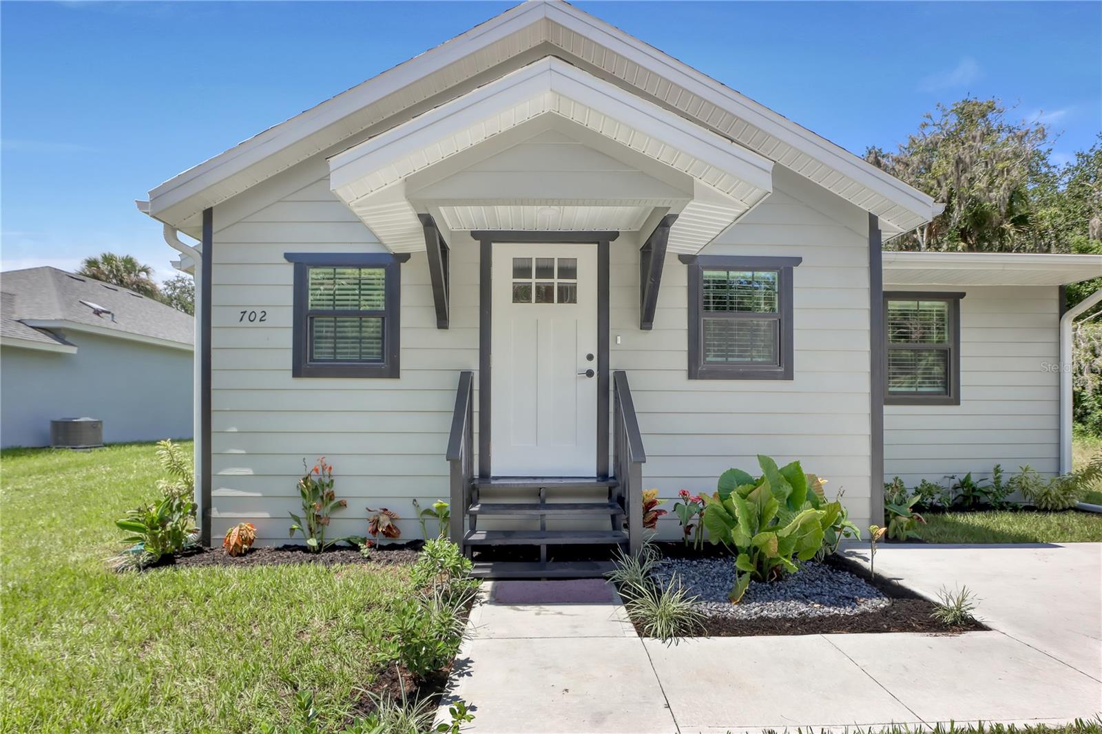 702 S MYRTLE AVE, NEW SMYRNA BEACH, FL, 32168