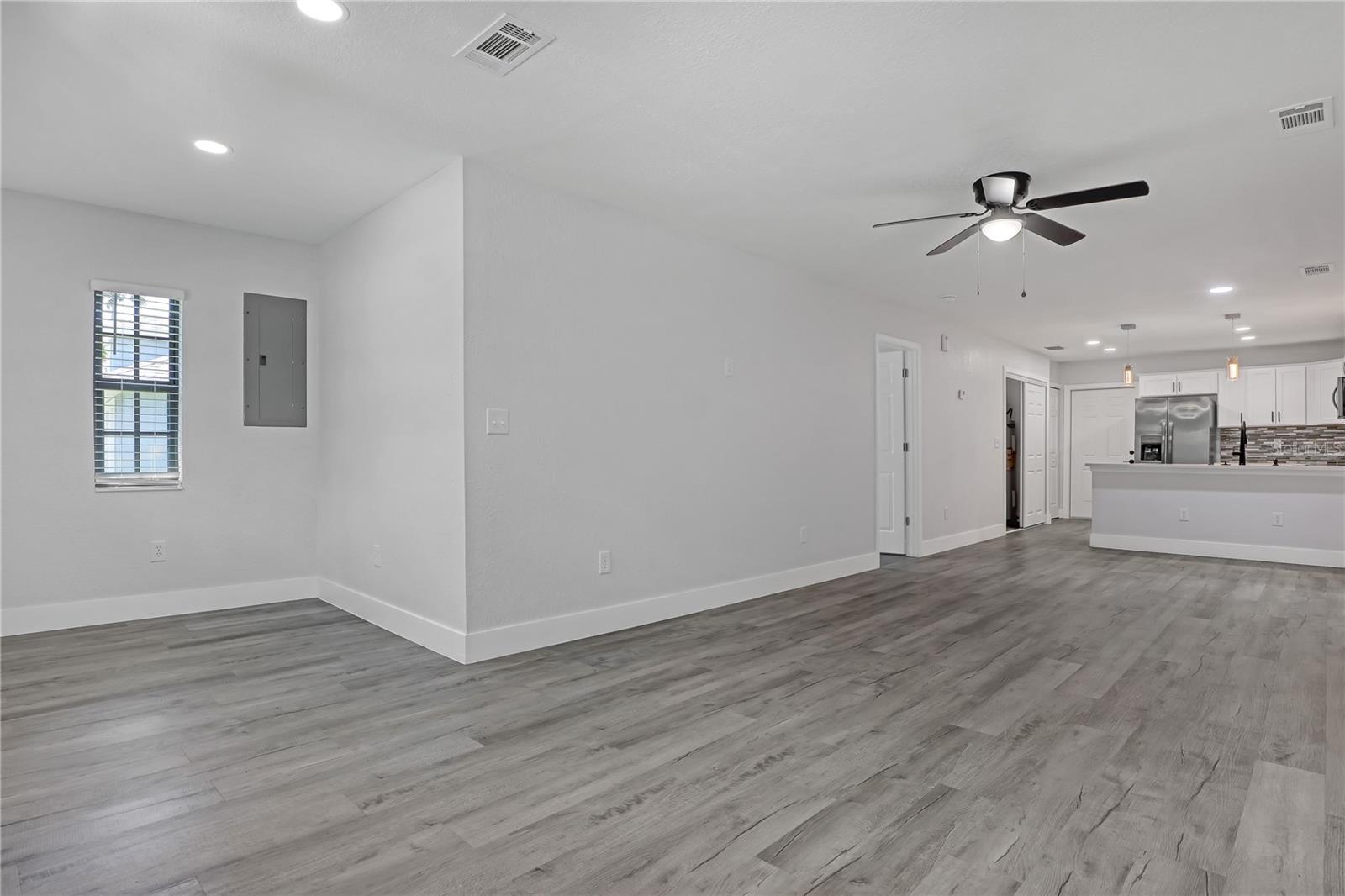 702 S MYRTLE AVE, NEW SMYRNA BEACH, FL, 32168