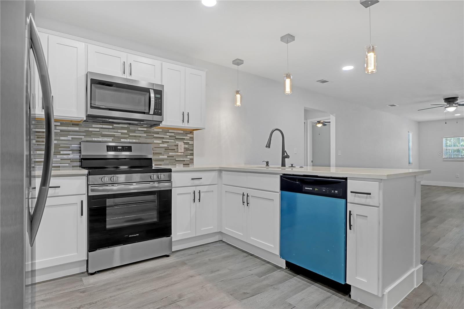 702 S MYRTLE AVE, NEW SMYRNA BEACH, FL, 32168