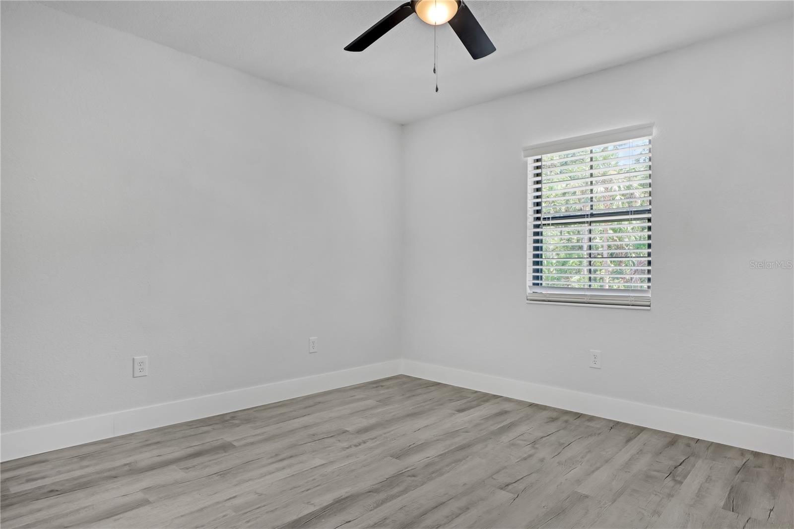 702 S MYRTLE AVE, NEW SMYRNA BEACH, FL, 32168