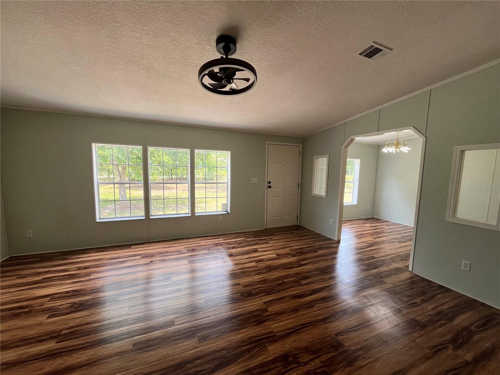 10350 BECKENGER AVE, HASTINGS, FL, 32145