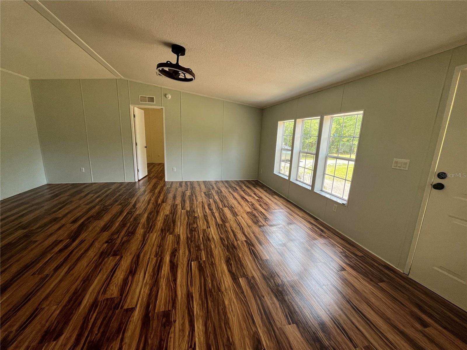 10350 BECKENGER AVE, HASTINGS, FL, 32145