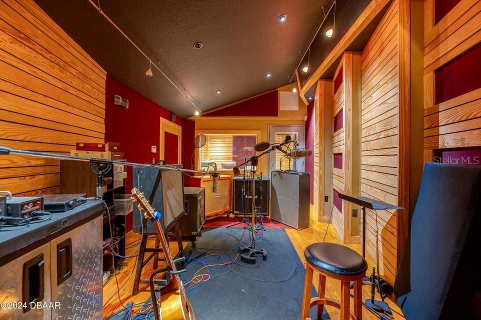 2250 N VOLUSIA AVE, ORANGE CITY, FL, 32763