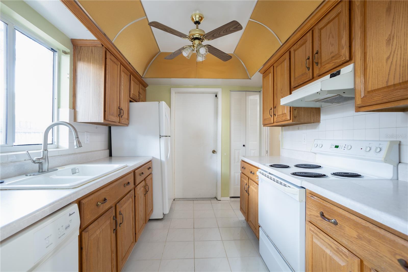 6893 CIRCLECREEK DR, PINELLAS PARK, FL, 33781