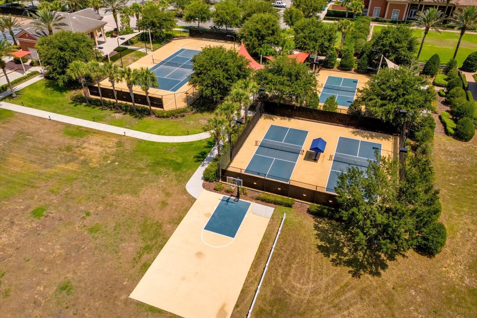 737 ALCOVE DR, GROVELAND, FL, 34736