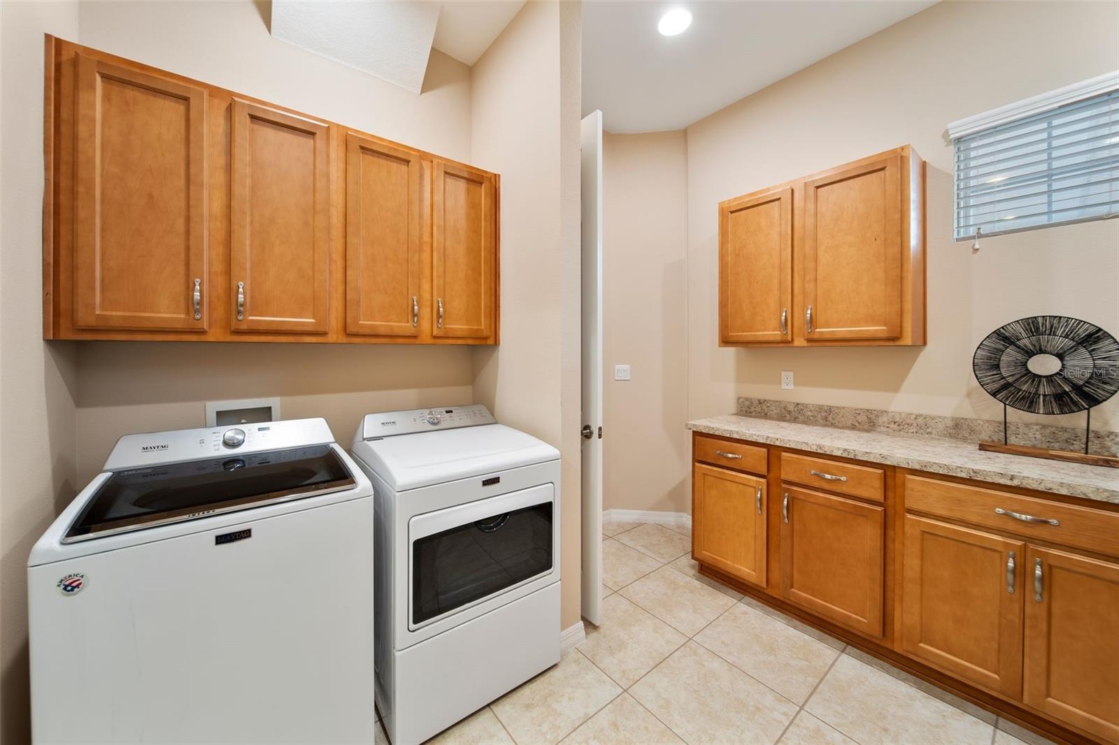 737 ALCOVE DR, GROVELAND, FL, 34736