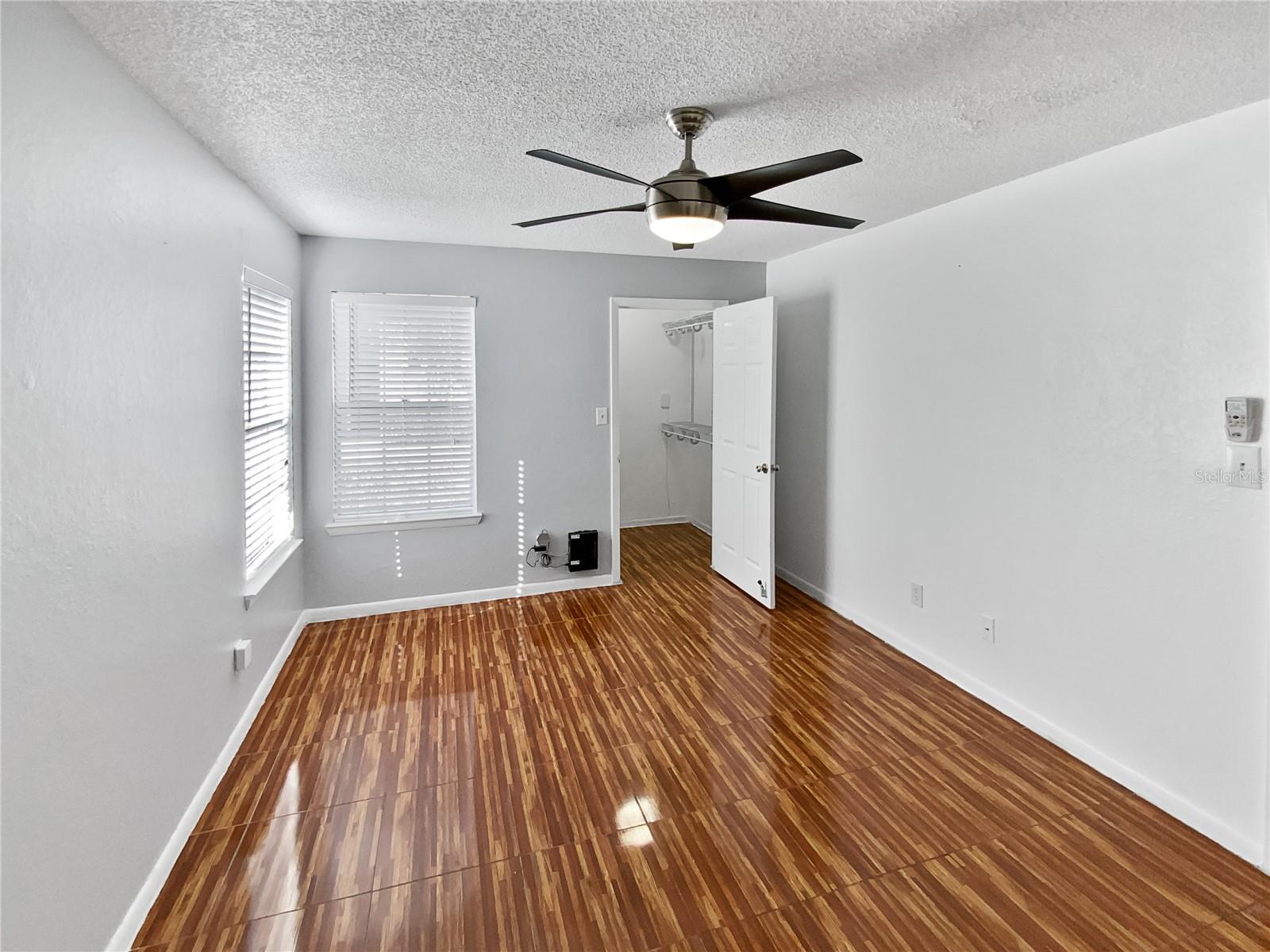 4350 PERKINSHIRE LN #111, ORLANDO, FL, 32822