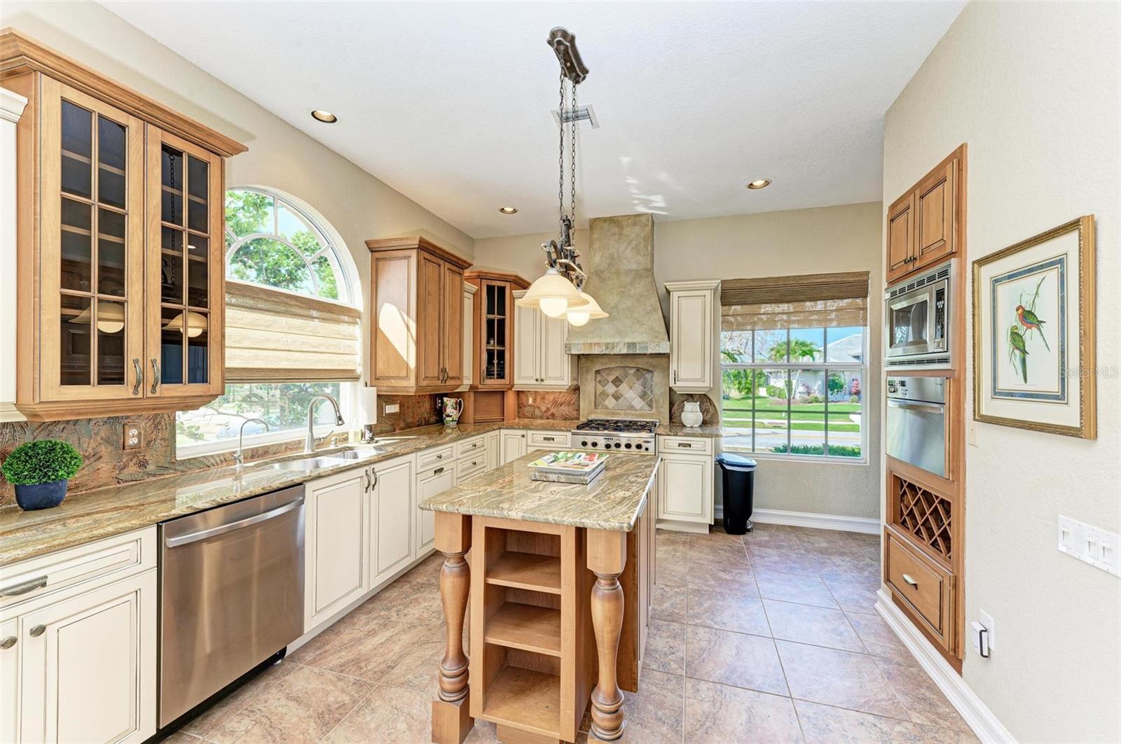 2125 RYAN BLVD, PUNTA GORDA, FL, 33950