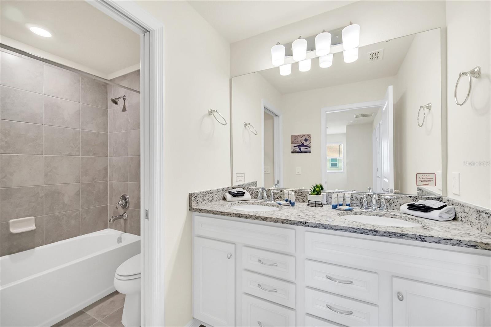 3918 LANA AVE, DAVENPORT, FL, 33897