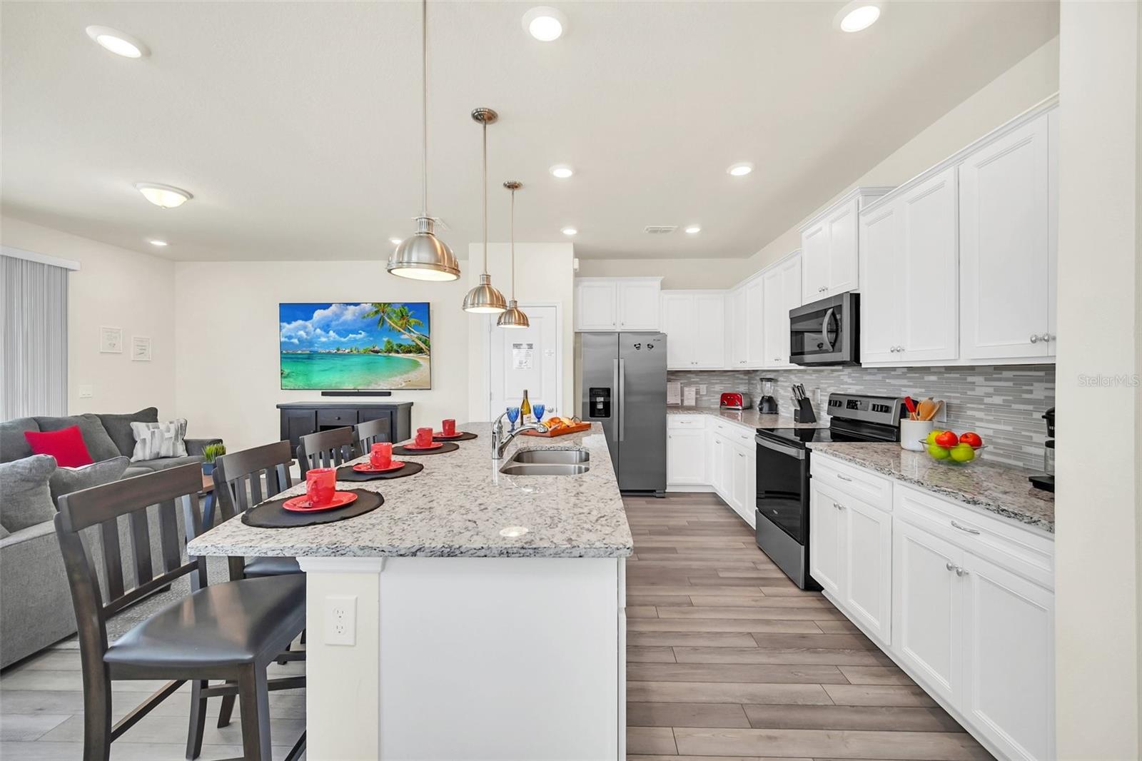 3918 LANA AVE, DAVENPORT, FL, 33897