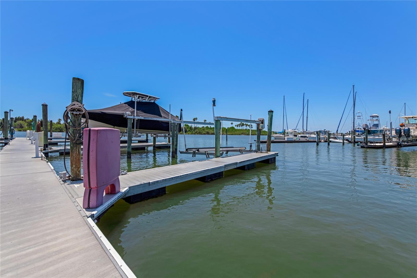 137 MARINA BAY DR, NEW SMYRNA BEACH, FL, 32169