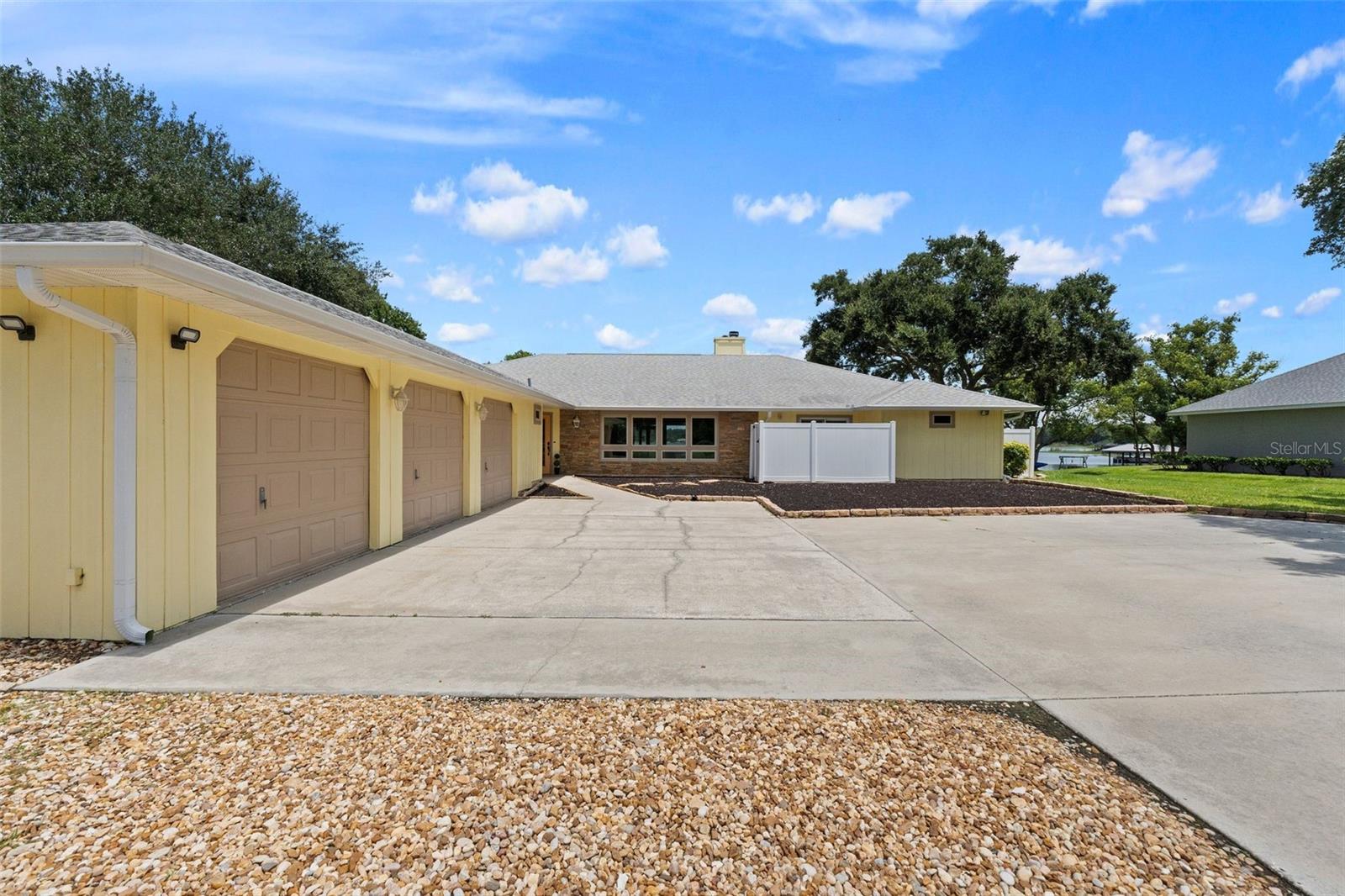 7451 SADLER RD, MOUNT DORA, FL, 32757