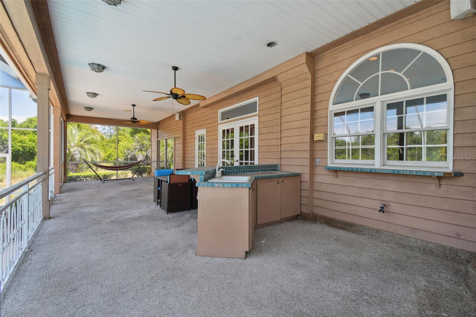 6109 WATERS WAY, WEEKI WACHEE, FL, 34607