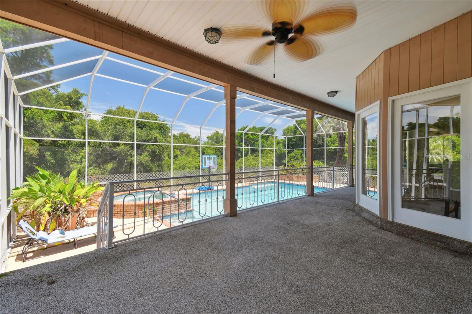 6109 WATERS WAY, WEEKI WACHEE, FL, 34607