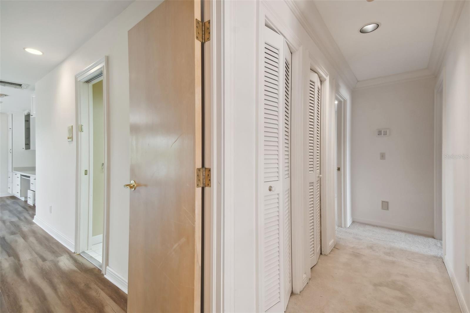 6109 WATERS WAY, WEEKI WACHEE, FL, 34607