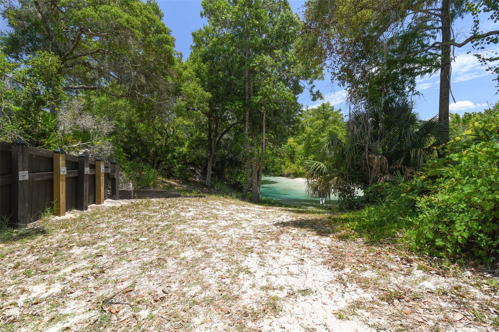6109 WATERS WAY, WEEKI WACHEE, FL, 34607