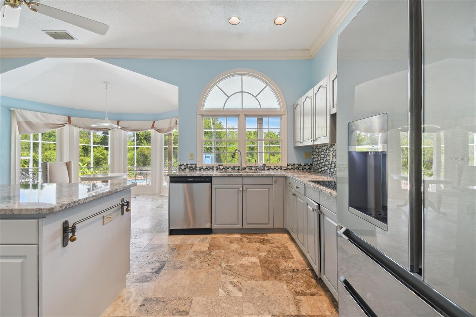 6109 WATERS WAY, WEEKI WACHEE, FL, 34607