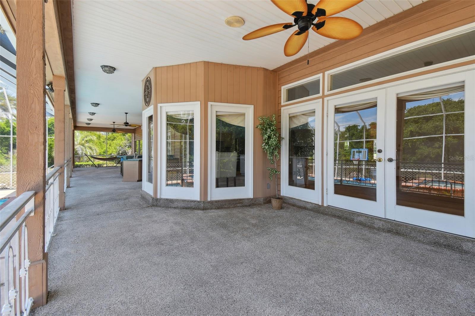 6109 WATERS WAY, WEEKI WACHEE, FL, 34607