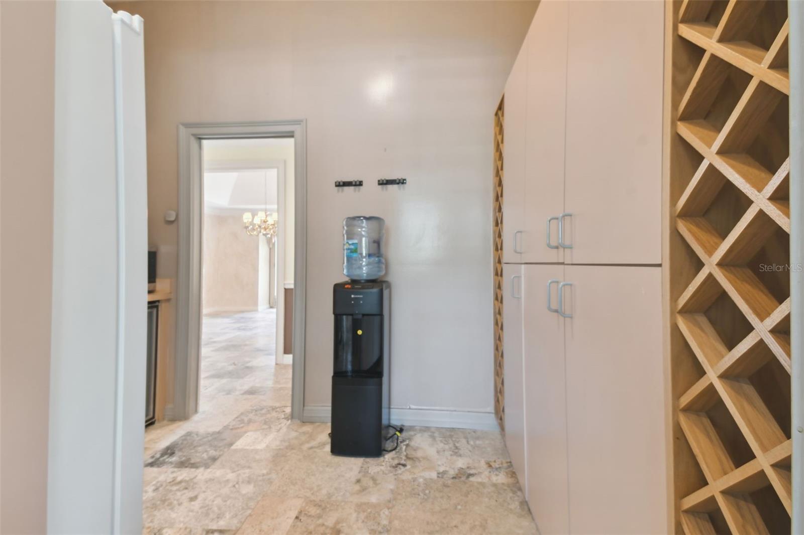 6109 WATERS WAY, WEEKI WACHEE, FL, 34607