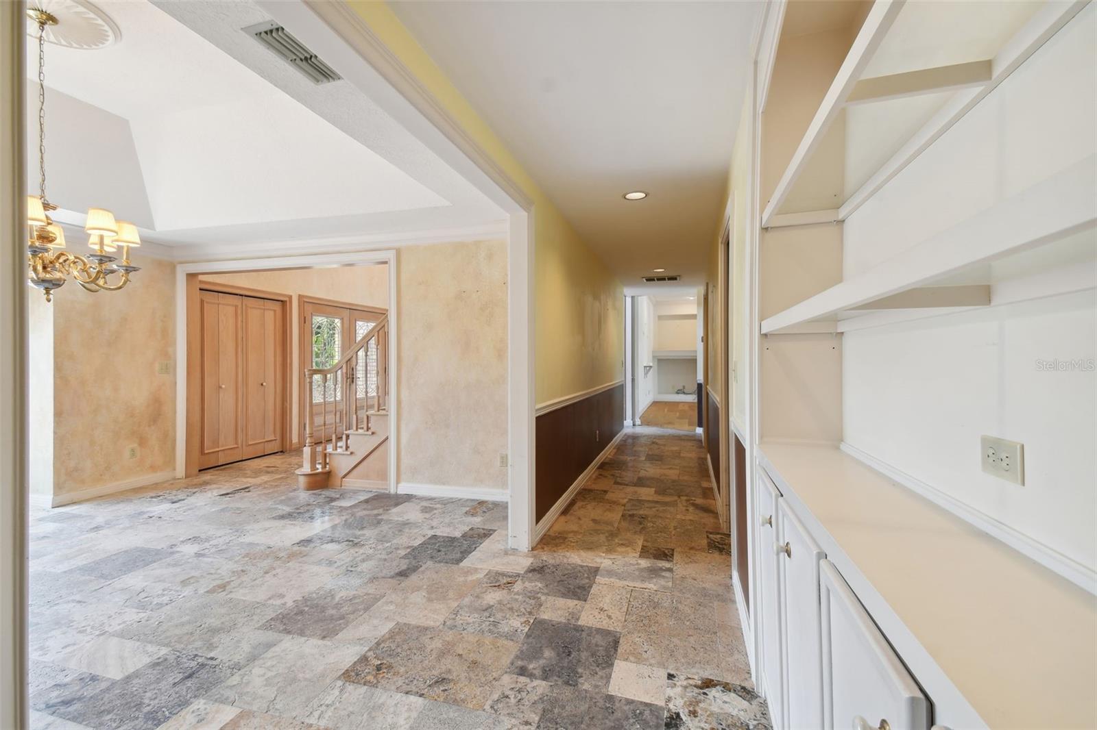 6109 WATERS WAY, WEEKI WACHEE, FL, 34607