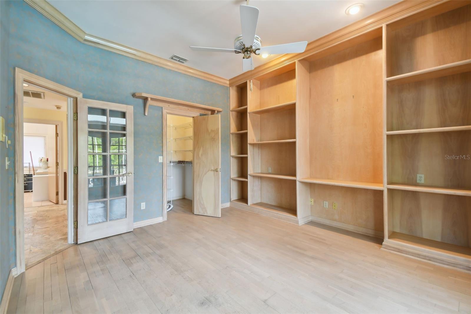 6109 WATERS WAY, WEEKI WACHEE, FL, 34607