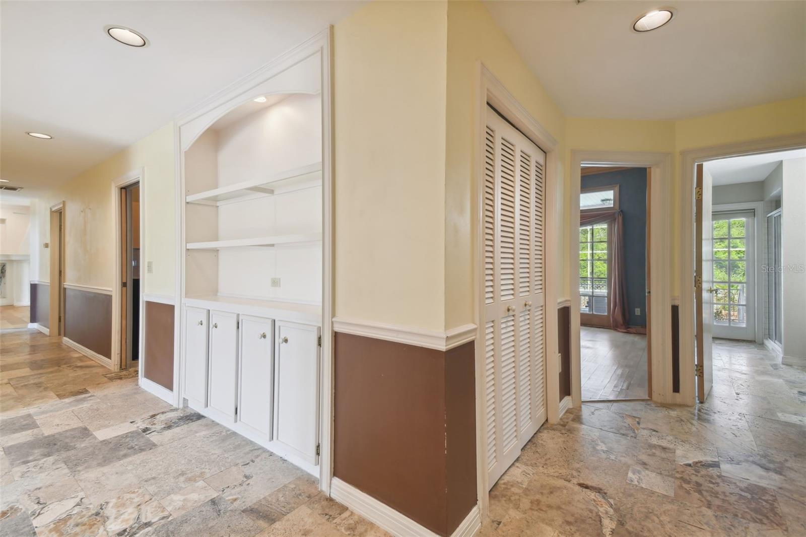 6109 WATERS WAY, WEEKI WACHEE, FL, 34607