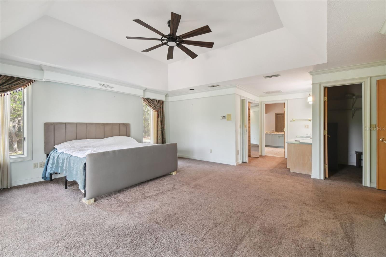 6109 WATERS WAY, WEEKI WACHEE, FL, 34607