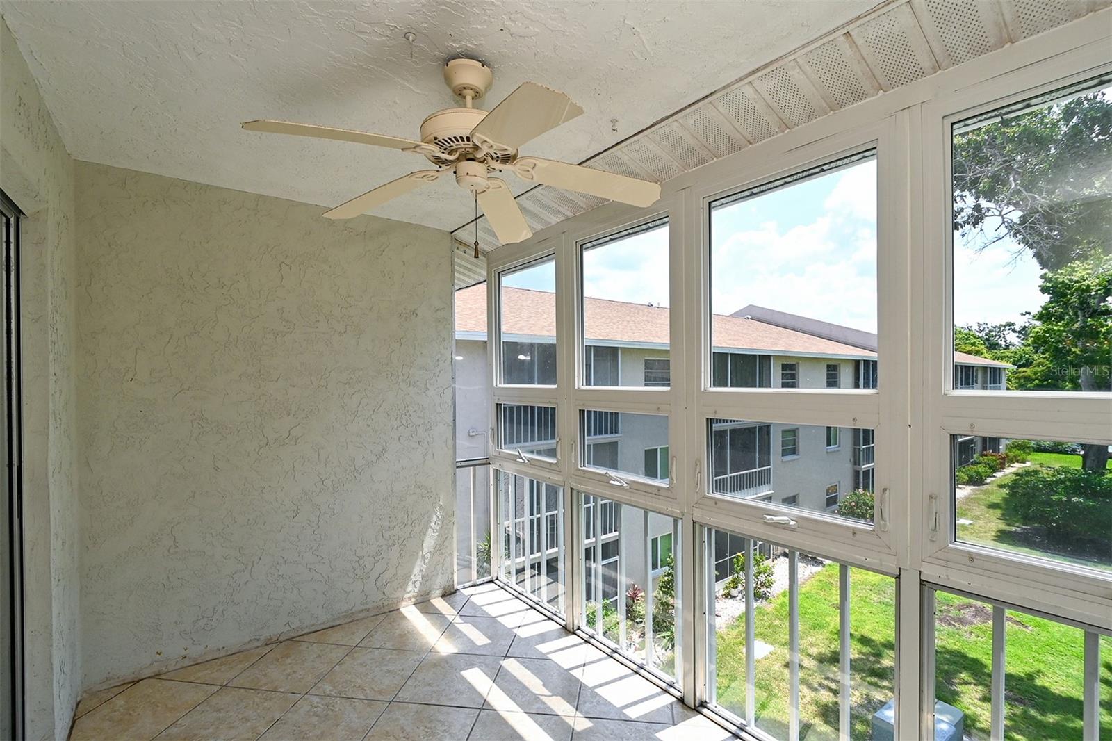 3981 MACEACHEN BLVD #330, SARASOTA, FL, 34233