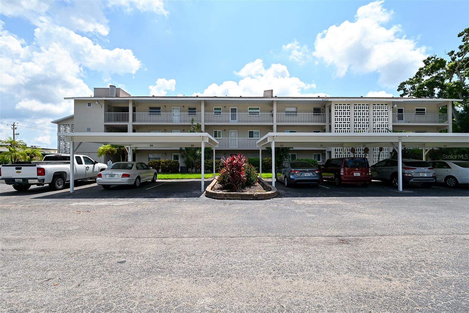 3981 MACEACHEN BLVD #330, SARASOTA, FL, 34233