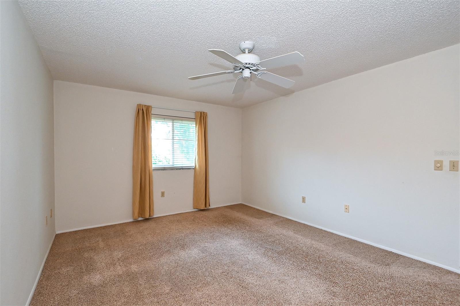 3981 MACEACHEN BLVD #330, SARASOTA, FL, 34233
