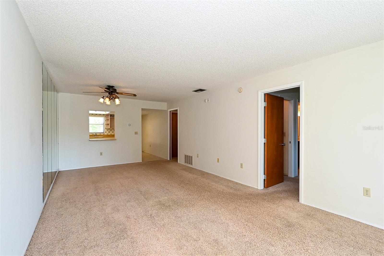 3981 MACEACHEN BLVD #330, SARASOTA, FL, 34233