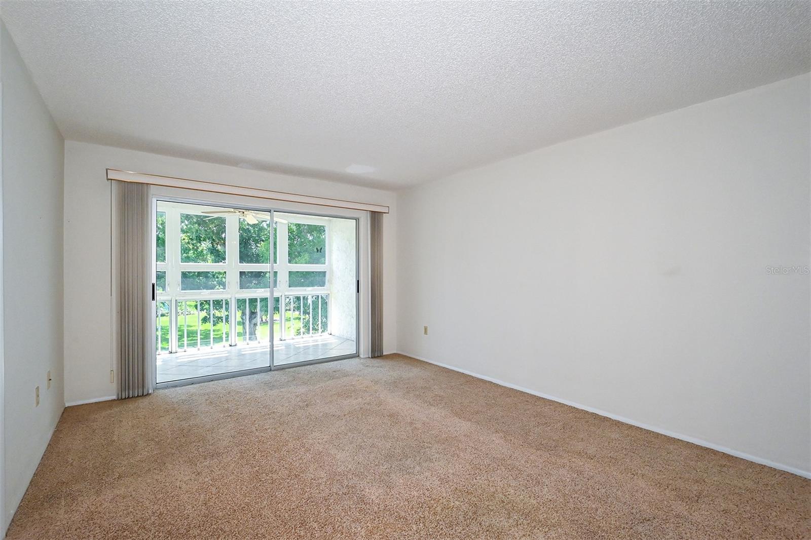 3981 MACEACHEN BLVD #330, SARASOTA, FL, 34233
