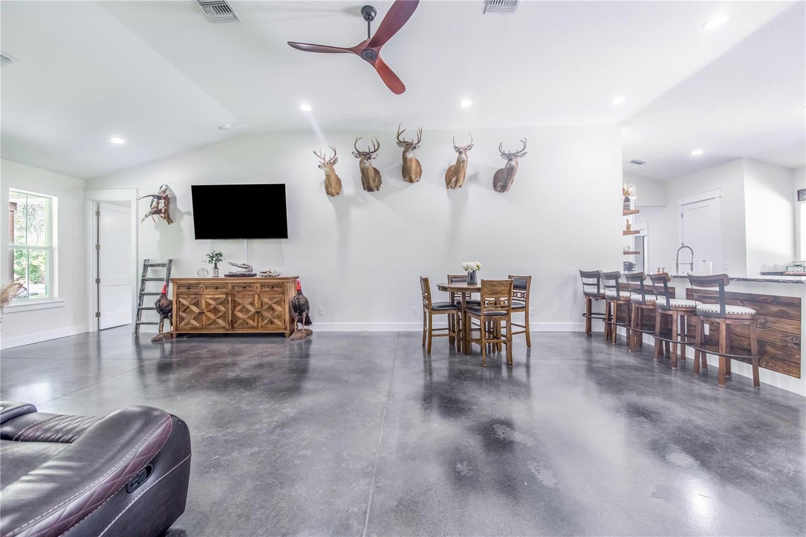 12510 LAKE HATCHINEHA RD, HAINES CITY, FL, 33844