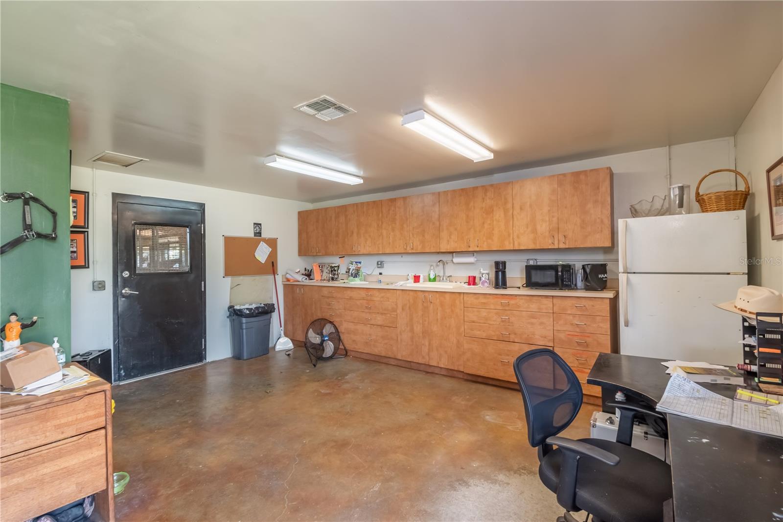 OM679448 Property Photo