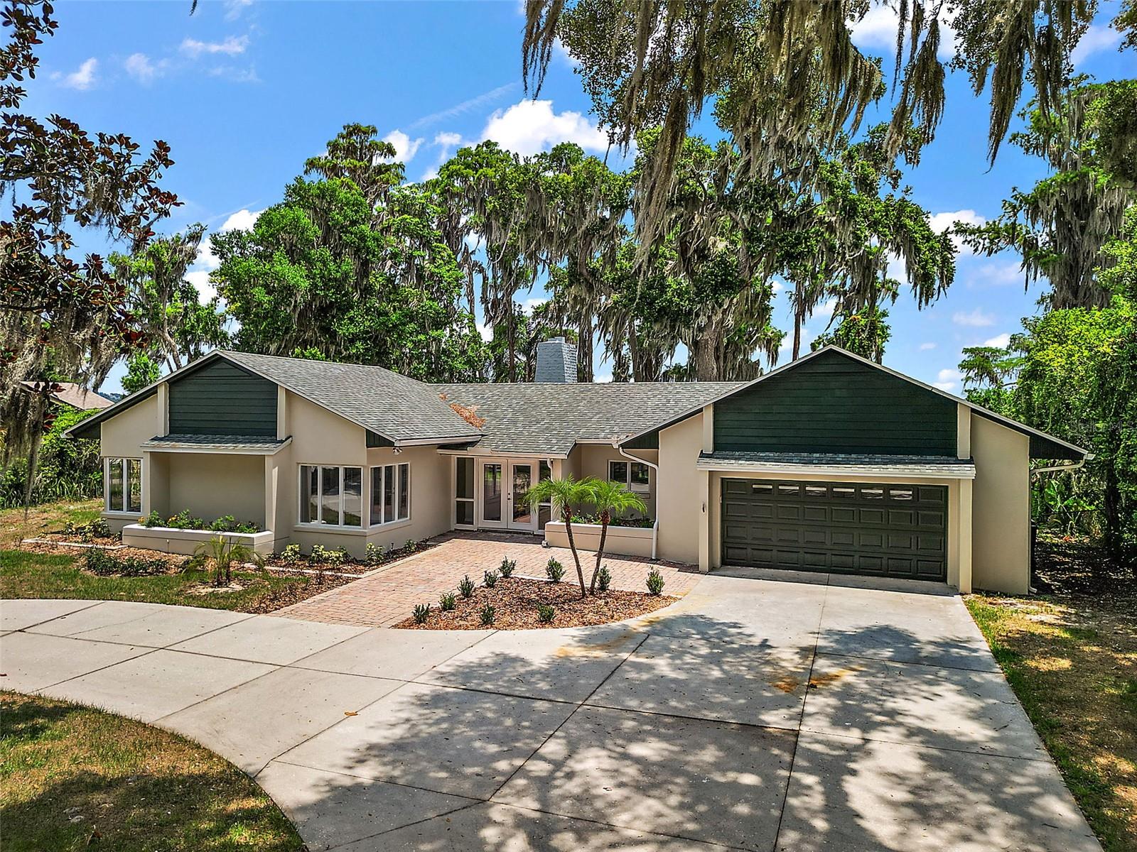1261 W LAKESHORE DR, CLERMONT, FL, 34711