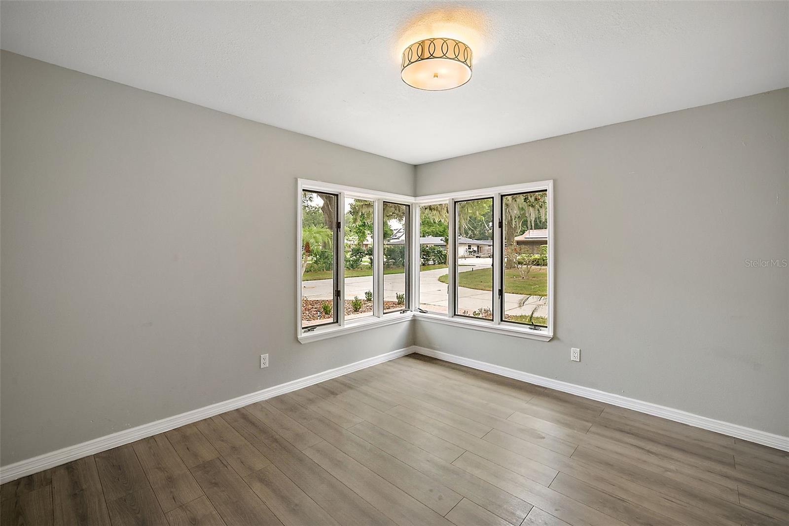 1261 W LAKESHORE DR, CLERMONT, FL, 34711