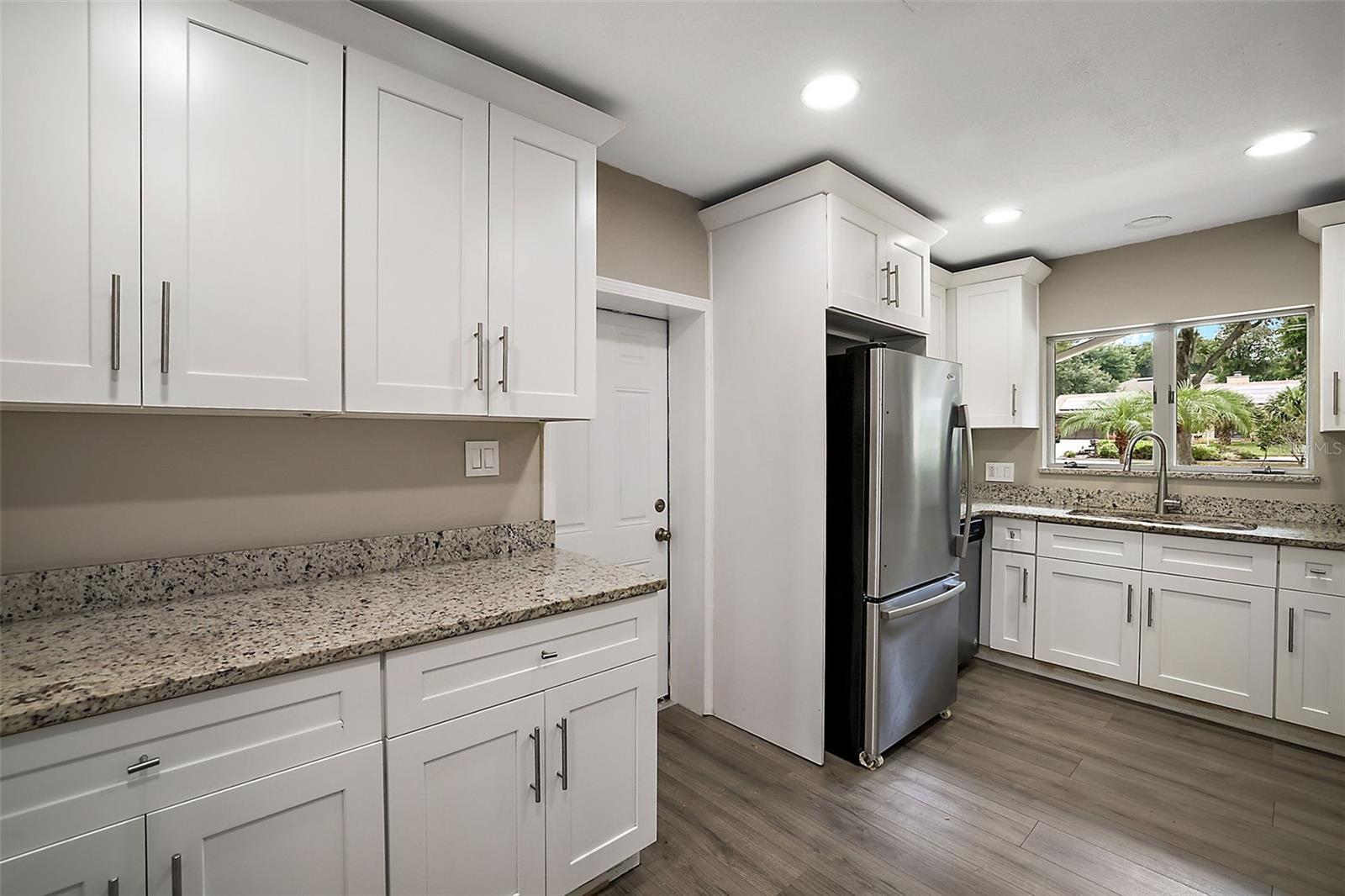 1261 W LAKESHORE DR, CLERMONT, FL, 34711