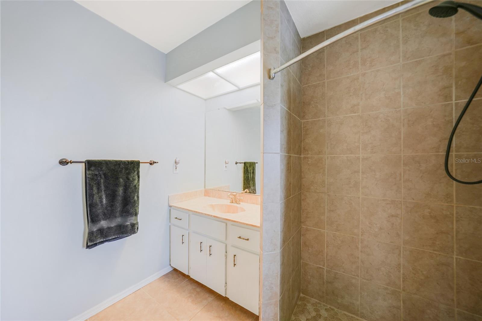 21220 PEMBERTON AVE, PORT CHARLOTTE, FL, 33952