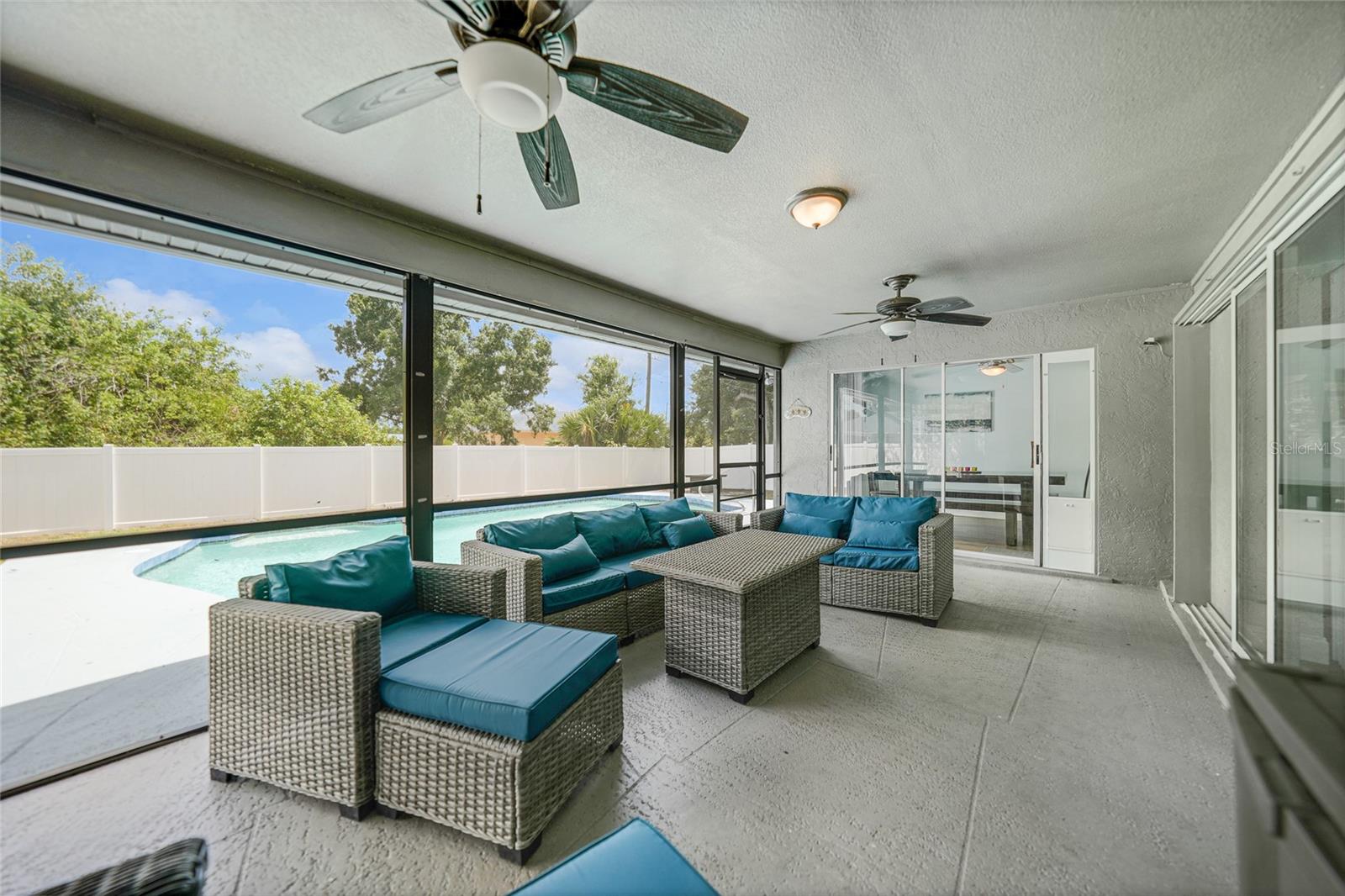 21220 PEMBERTON AVE, PORT CHARLOTTE, FL, 33952