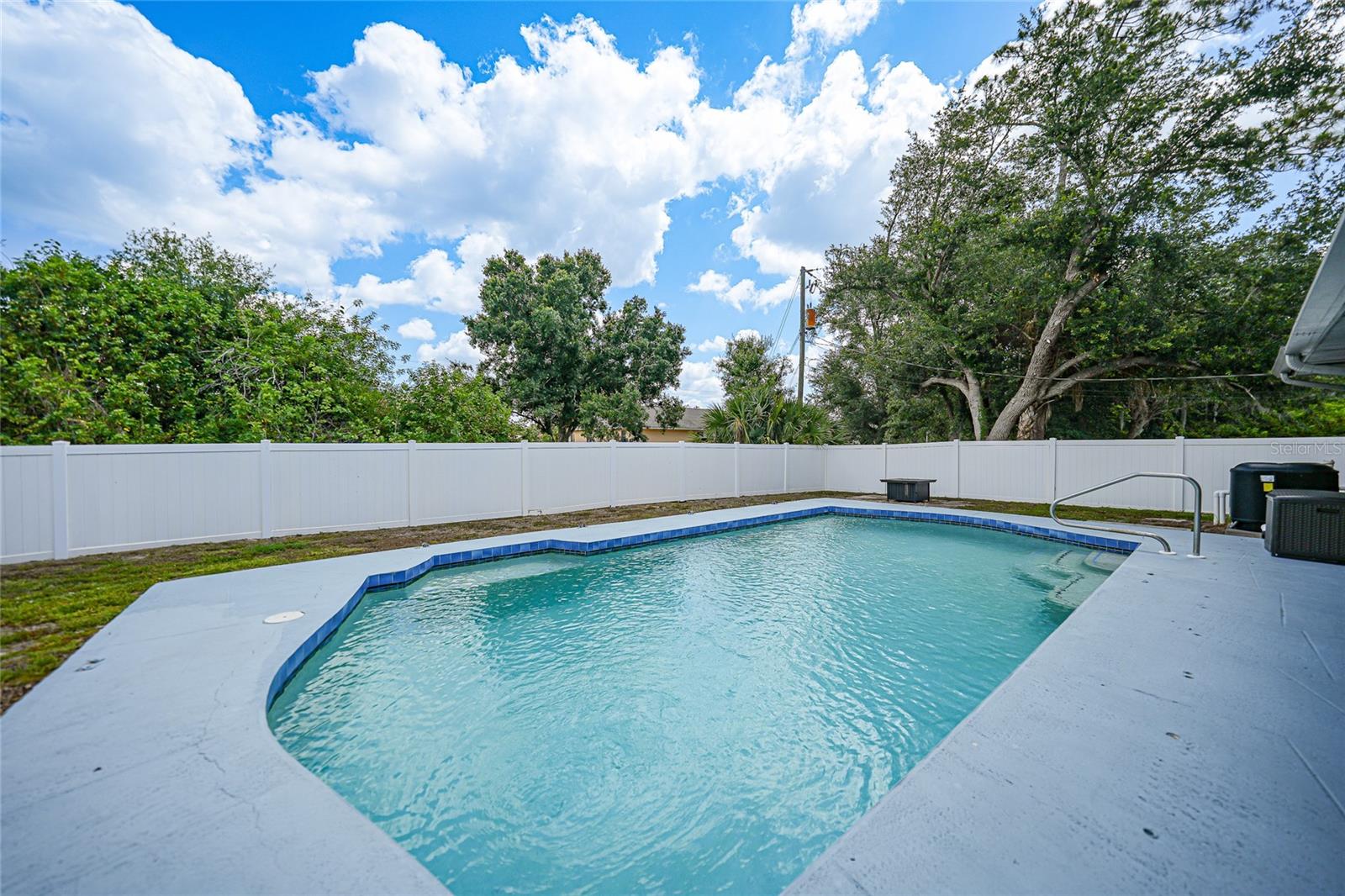 21220 PEMBERTON AVE, PORT CHARLOTTE, FL, 33952