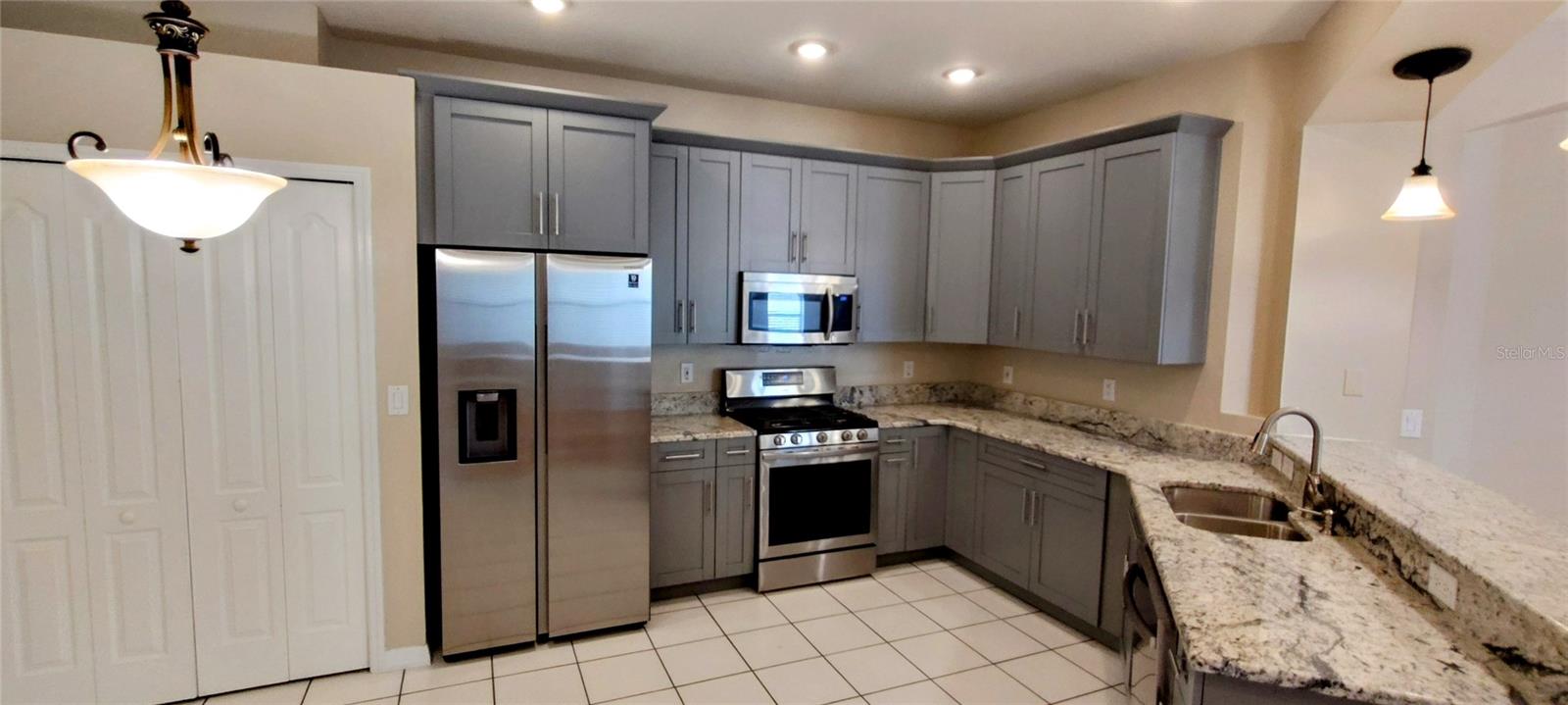 30233 LETTINGWELL CIR, WESLEY CHAPEL, FL, 33543