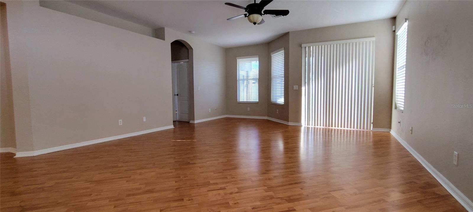 30233 LETTINGWELL CIR, WESLEY CHAPEL, FL, 33543