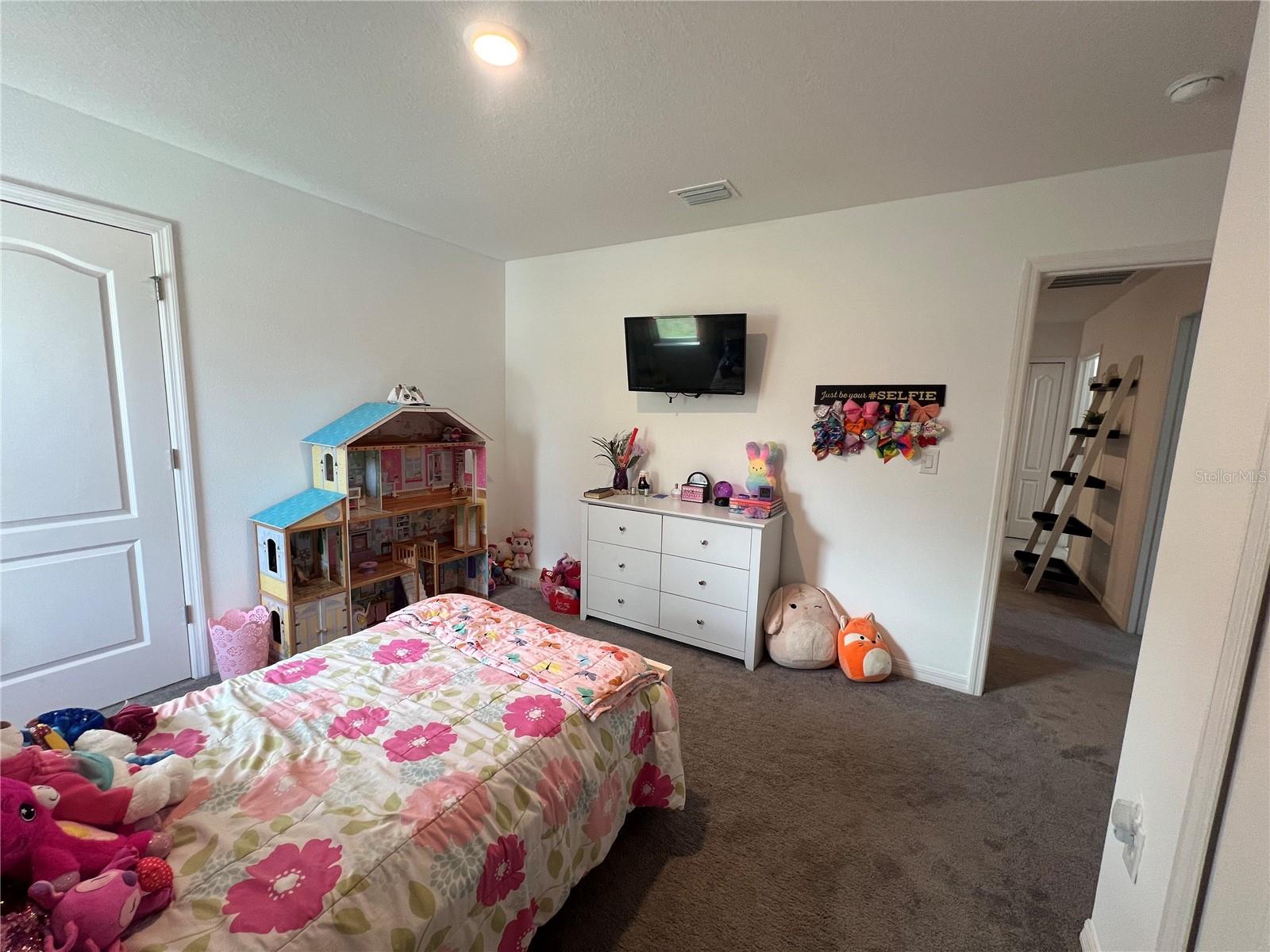18225 MAIRDALE RD, WEEKI WACHEE, FL, 34614