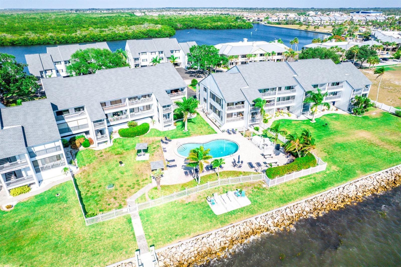 818A BAHIA DEL SOL DR #27, RUSKIN, FL, 33570